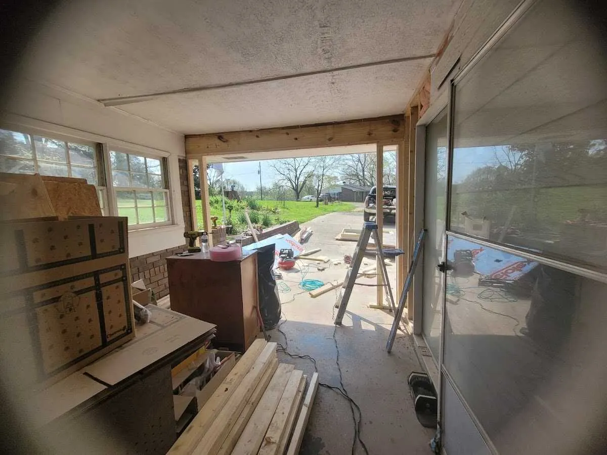 Air movers and dehumidifier for Drying & Dehumidification in Perth Amboy